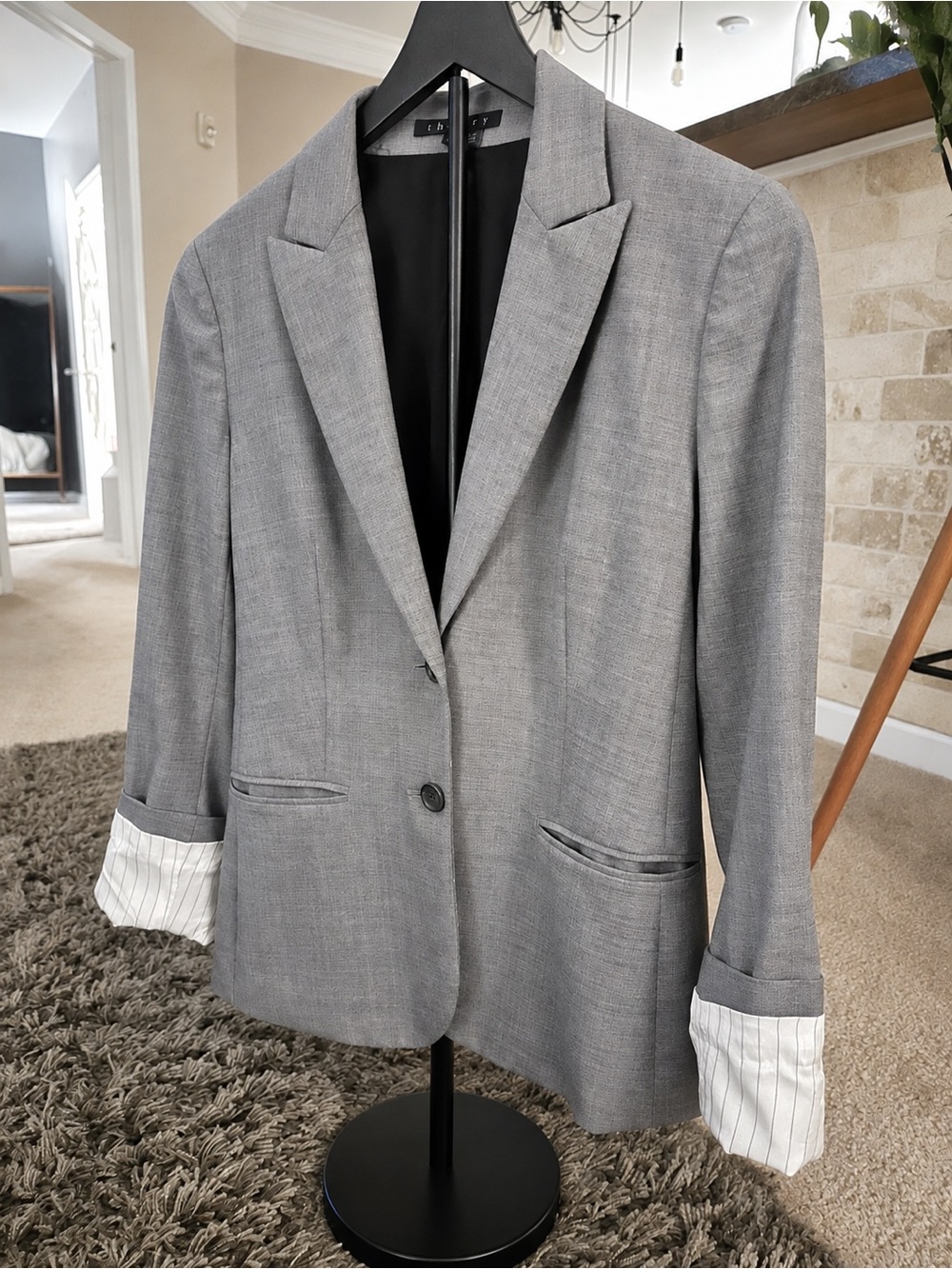 Theory Women’s Gray Wool-Blend Blazer – Size 4